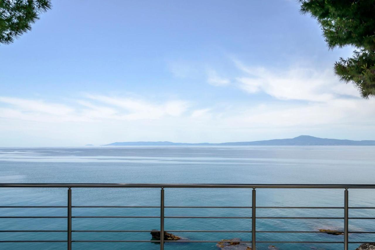 Naftilos Blue View Retreat Avía Exteriér fotografie